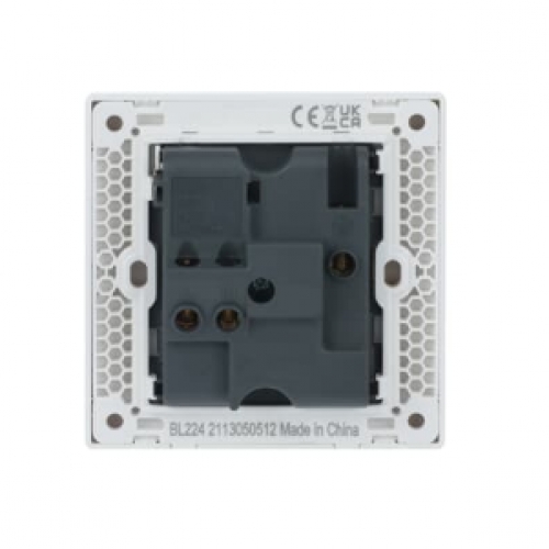 Bộ ổ cắm đơn 3 chấu 16AX BL224 dòng Inora